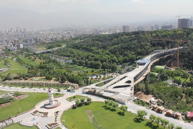 واگذاری امتیاز احداث پارکینگ در تپه‌های عباس‌آباد به معاونت عمرانی شهرداری تهران