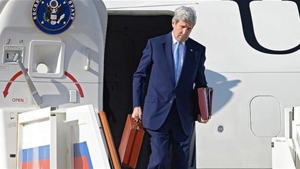 اظهار بیاطلاعی کری از تحقیقات مجدد اف بی آی حول ایمیلهای کلینتون اظهار بیاطلاعی کری از تحقیقات مجدد اف بی آی حول ایمیلهای کلینتون