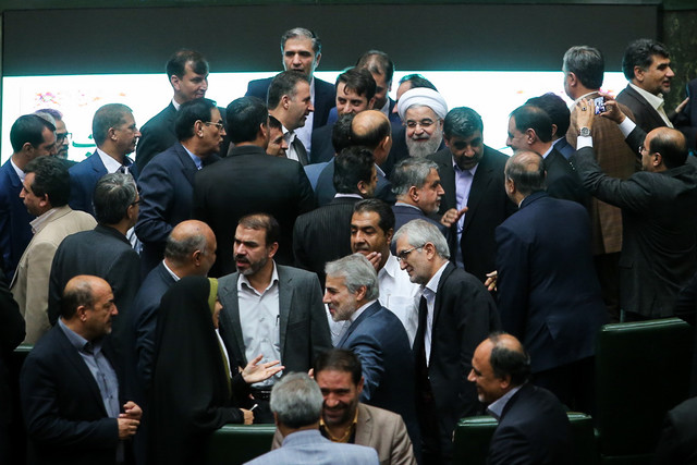 سخنرانی رییسجمهور، اظهارات مخالفان و موافقان و دفاع وزرای پیشنهادی سخنرانی رییسجمهور، اظهارات مخالفان و موافقان و دفاع وزرای پیشنهادی