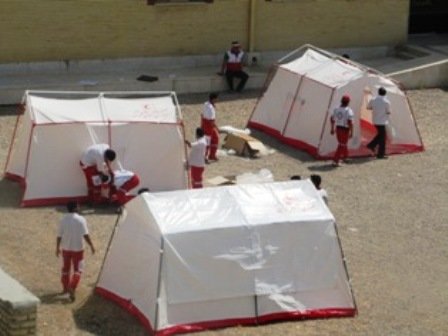 برپایی کمپ زرند پس از زلزله 4.6 ریشتری/مدارس زرند تعطیل شدند برپایی کمپ زرند پس از زلزله 4.6 ریشتری/مدارس زرند تعطیل شدند