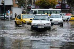 بارش باران پاییزی در همدان