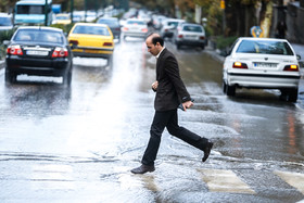 بارش باران پاییزی در همدان