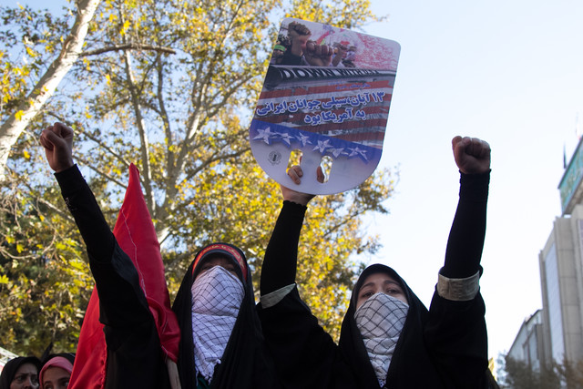 آمریکاییها در هر معادلهای بدنبال منافع استکباری خودشان هستند آمریکاییها در هر معادلهای بدنبال منافع استکباری خودشان هستند