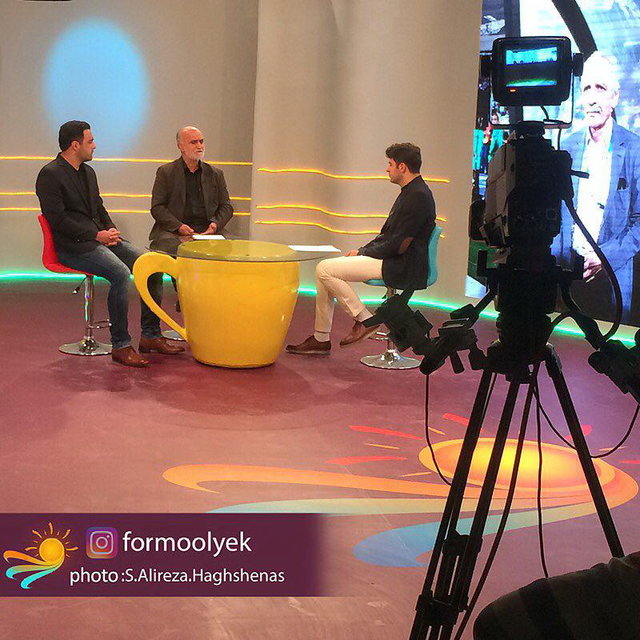 برنامه ضیاء به رنگ آبی درآمد برنامه ضیاء به رنگ آبی درآمد