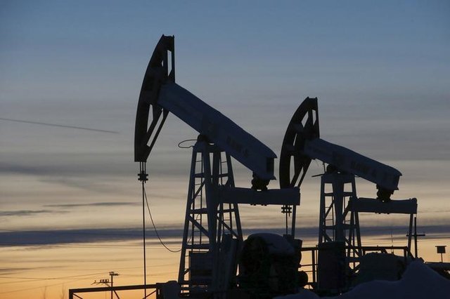 نفت در بازار جهانی از صعود بازماند 