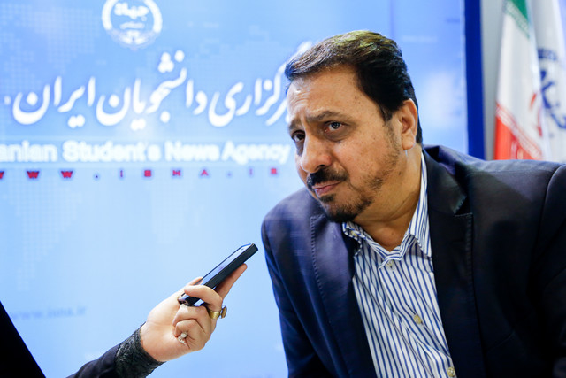 معاون وزیر دادگستری: ارتقاء جایگاه کانون وکلا در گرو توجه به حقوق شهروندی است معاون وزیر دادگستری: ارتقاء جایگاه کانون وکلا در گرو توجه به حقوق شهروندی است