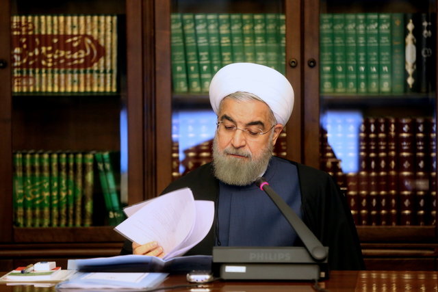 Iranian President congratulates Romania on national day بسته روحانی