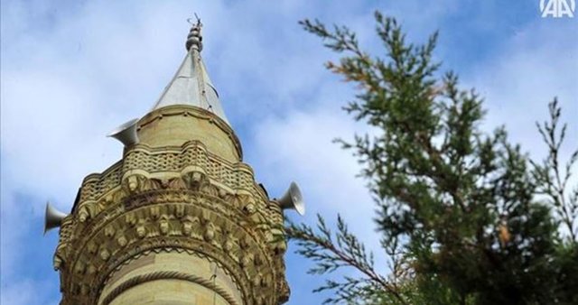 قانون ممنوعیت پخش اذان در قدس صدای کشورهای دیگر را درآورد