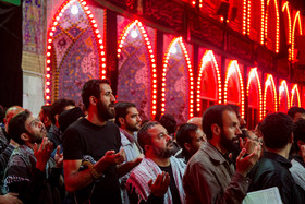 زائرین امام حسین (ع) در کربلا