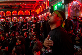 زائرین امام حسین (ع) در کربلا