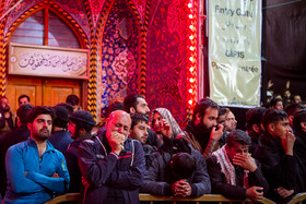 زائرین امام حسین (ع) در کربلا