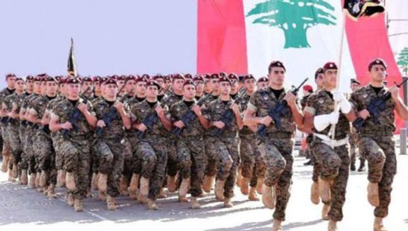 آغاز رژه ارتش لبنان در بیروت به مناسبت روز استقلال