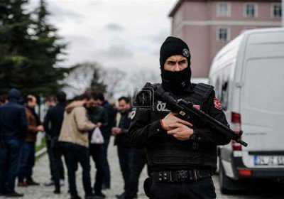دستور بازداشت ۱۰۰ تن دیگر از متهمان به ارتباط با گولن در ترکیه