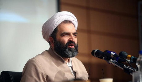 محلاتی: مشروعیت با عدم مشارکت آسیب میبیند محلاتی: مشروعیت با عدم مشارکت آسیب میبیند
