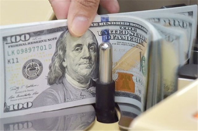 پیشروی دلار در معاملات خارجی