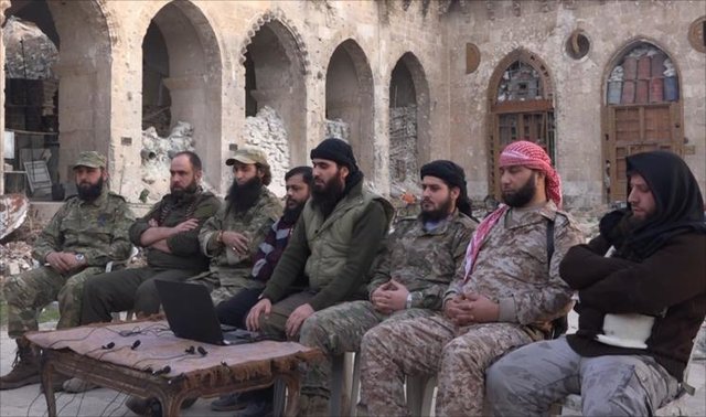 توافق ارتش سوریه با گروه‌های شورشی برای ترک جنوب دمشق