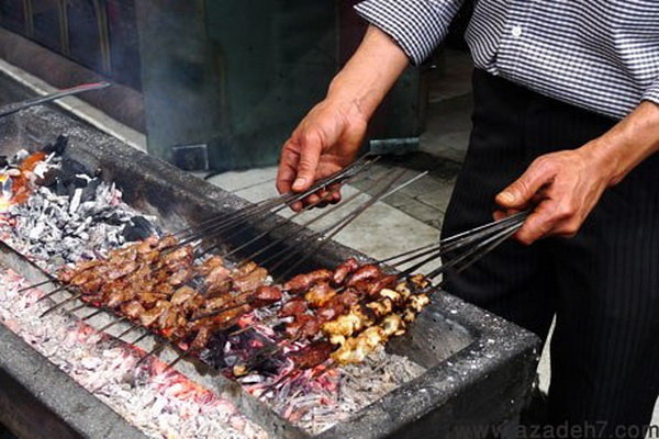 آشنایی با مضرات و خواص شگفت‌انگیز جگر در «پایتخت جگرکی ایران»