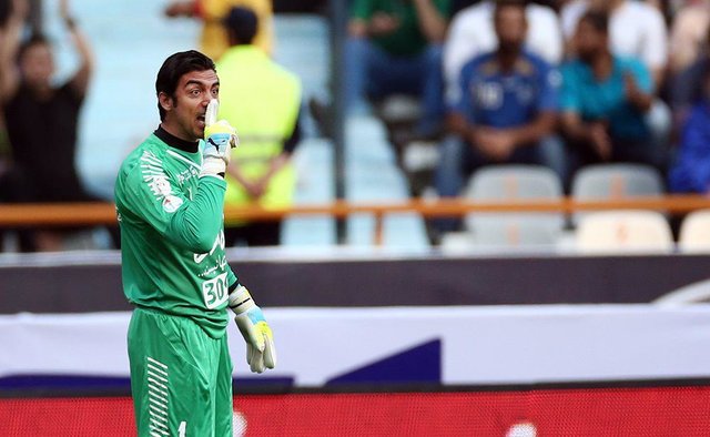 رحمتی بازهم به سمت قلعهنویی نرفت/ دست رد سرمربی تراکتورسازی بر سینه منصوریان رحمتی بازهم به سمت قلعهنویی نرفت/ دست رد سرمربی تراکتورسازی بر سینه منصوریان