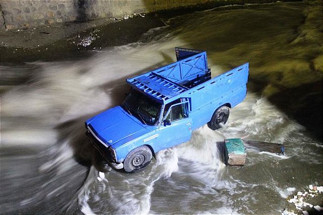 خاطرهبازی با نیسان آبی خاطرهبازی با نیسان آبی