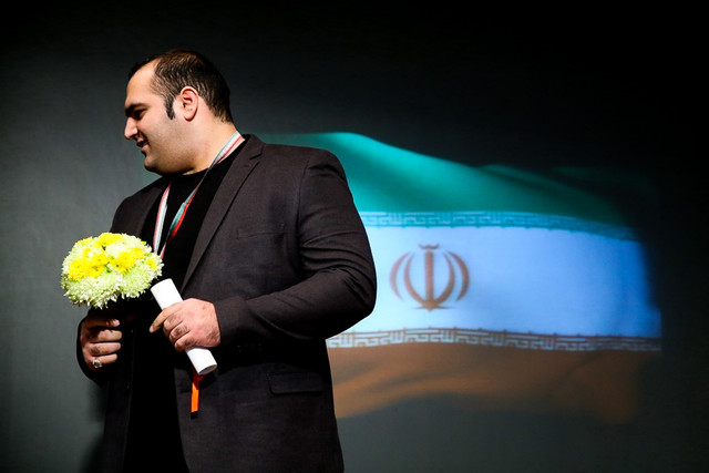 اهدای مدالهای جهانی سلیمی و هاشمی به موزه آستان قدس همایش مرور تجربه های پزشکی-ورزشی درمان و توانبخشی بهداد سلیمی