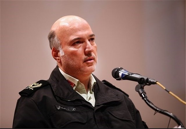 کشف عتیقه جات هزاره اول قبل از میلاد با دستگیری یک قاچاقچی سردار امیر رحمتاللهی