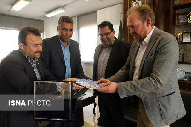 تفاهم خواهرخواندگی بین بنادر شهید رجایی و آنتورپ بلژیک تفاهم خواهرخواندگی بین بنادر شهید رجایی و آنتورپ بلژیک