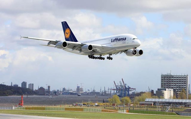 جزئیات پرواز مستقیم تهران - وین جزئیات پرواز مستقیم تهران - وین