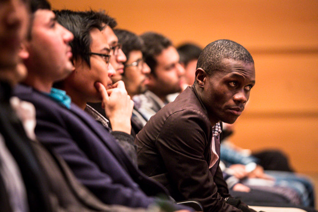 عکس آرشیوی است خروج ۸۰۰ دانشجوی خارجی دانشگاه علوم پزشکی تهران از کشور/دانشجویان نگران شهریه خوابگاهها نباشند