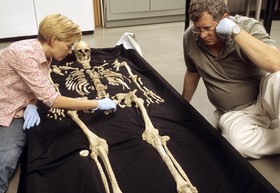 سرخپوستان مرد ۸۴۰۰ ساله را به خاک سپردند