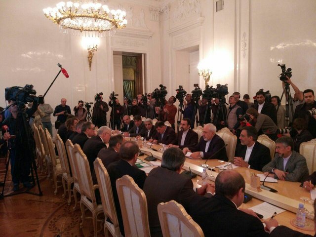 ظریف: روابط دو جانبه تهران و مسکو تحت مدیریت روسای جمهور در مسیر رشد قرار دارد ظریف: روابط دو جانبه تهران و مسکو تحت مدیریت روسای جمهور در مسیر رشد قرار دارد