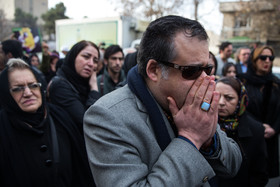 تشییع پیکر پوران فرخزاد