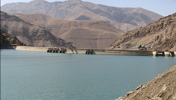 شبح انتقال آب بر سر البرزیها شبح انتقال آب بر سر البرزیها