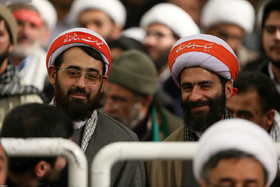  دیدار هزاران نفر از قشرهای مختلف مردم قم با مقام معظم رهبری