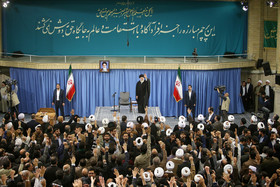  دیدار هزاران نفر از قشرهای مختلف مردم قم با مقام معظم رهبری