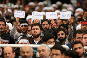  دیدار هزاران نفر از قشرهای مختلف مردم قم با مقام معظم رهبری