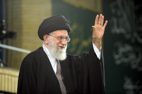  دیدار هزاران نفر از قشرهای مختلف مردم قم با مقام معظم رهبری