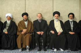  دیدار هزاران نفر از قشرهای مختلف مردم قم با مقام معظم رهبری