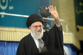  دیدار هزاران نفر از قشرهای مختلف مردم قم با مقام معظم رهبری