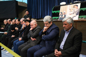 حضور وزرای دولت در حسینیه جماران