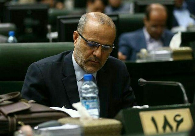 منافع خیلیها ایجاب میکند که بگویند زمینه حذف کنکور فراهم نیست  منافع خیلیها ایجاب میکند که بگویند زمینه حذف کنکور فراهم نیست