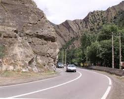 عکس آرشیوی است محور کندوان مسدود شد