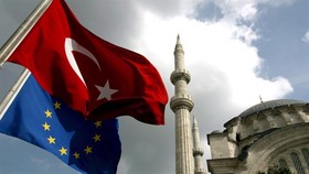 ترکیه فقط عضویت کامل در اتحادیه اروپا را می‌خواهد
