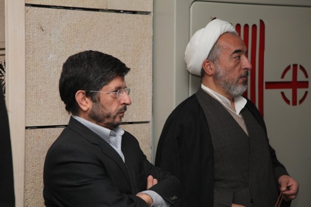 بازدید جمعی از مدیران سازمان فرهنگ و ارتباطات اسلامی از سراسرنمای دفاع مقدس