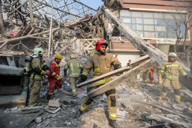 ساختمان پلاسکو صبح امروز پنجشنبه(۳۰ دی ماه ۱۳۹۵) دچار آتش سوزی شد و ساعتی بعد به طور کامل فروریخت.