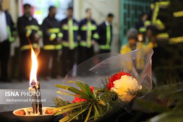 مازندران با شمع و گل و اشک به آتش نشانان فداکار ادای احترام کرد