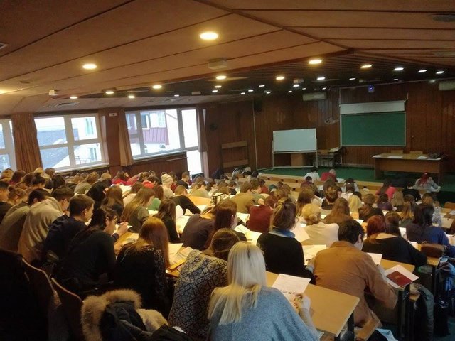 کشورگشایی با زبان!