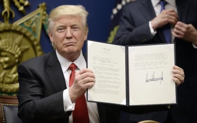 اعتراض هالیوودیها به قانون جدید «ترامپ» اعتراض هالیوودیها به قانون جدید «ترامپ»