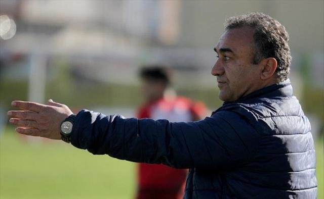 دست نشان: به دنبال ثبات هستیم/ هر بازیکنی که با مبالغ ما بتواند کنار بیاید را جذب میکنیم دست نشان: به دنبال ثبات هستیم/ هر بازیکنی که با مبالغ ما بتواند کنار بیاید را جذب میکنیم