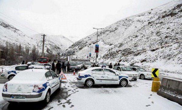 برف و باران در محور های مواصلاتی ۴ استان برف و باران در محور های مواصلاتی ۴ استان