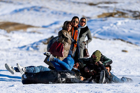 تیوب بازی در برف - همدان